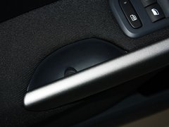 标致408 2013款 2.0L 自动 豪华版