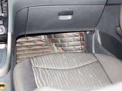 标致408 2013款 2.0L 自动 豪华版