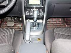 标致408 2013款 2.0L 自动 豪华版