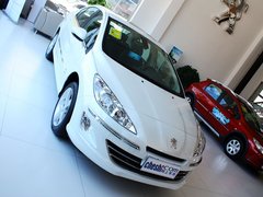 标致408 2013款 2.0L 自动 豪华版