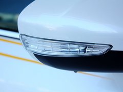 标致408 2013款 2.0L 自动 豪华版