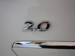 标致408 2013款 2.0L 自动 豪华版