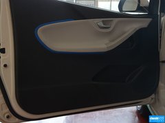 荣威e50 2013款  电动车