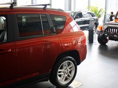 指南者(进口) 2013款 2.4L CVT 运动版 5座