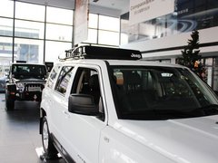 自由客 2013款 2.4L CVT 豪华导航版 5座