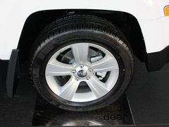 自由客 2013款 2.4L CVT 豪华导航版 5座