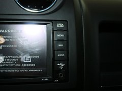 自由客 2013款 2.4L CVT 运动版 5座