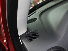 自由客 2013款 2.4L CVT 运动版 5座