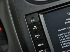 自由客 2013款 2.4L CVT 运动版 5座