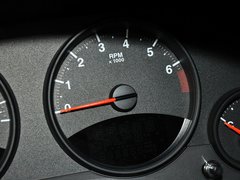自由客 2013款 2.4L CVT 运动版 5座