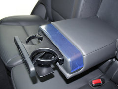 现代胜达 2013款 2.4L 自动 GL 4WD舒适型 5座
