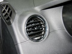 标致3008 2013款 1.6T 自动 THP至尚版 5座