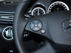 北京奔驰 E300L 3.0L 方向盘左侧