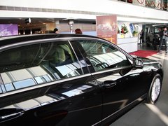 奔驰E级 2013款 E260L 1.8T CGI优雅型