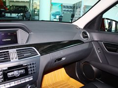 奔驰C级 2013款 C260 1.8T CGI时尚型