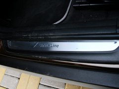 宝马X1 2013款 sDrive18i 2.0L 运动设计套装 5座