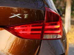 宝马X1 2013款 sDrive18i 2.0L 运动设计套装 5座