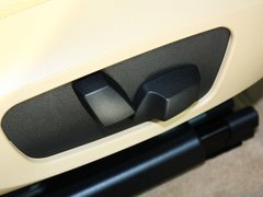 宝马X1 2013款 sDrive18i 2.0L 时尚型 5座