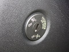 宝马X1 2013款 sDrive18i 2.0L 时尚型 5座