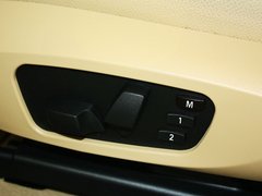 宝马X1 2013款 sDrive18i 2.0L 时尚型 5座