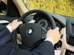 宝马X1 2013款 sDrive18i 2.0L 领先型 5座