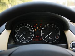 宝马X1 2013款 sDrive18i 2.0L 领先型 5座