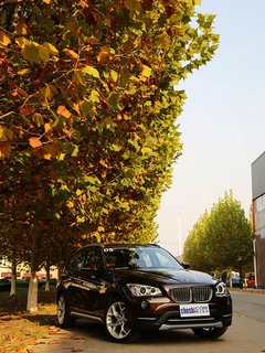 宝马X1 2013款 sDrive18i 2.0L 运动设计套装 5座