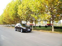 宝马X1 2013款 sDrive18i 2.0L 运动设计套装 5座