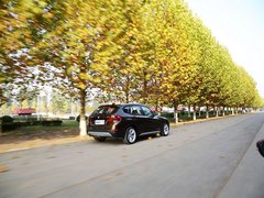 宝马X1 2013款 sDrive18i 2.0L 运动设计套装 5座