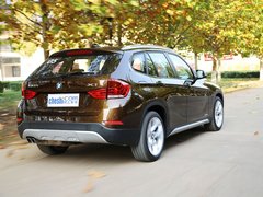 宝马X1 2013款 sDrive18i 2.0L 运动设计套装 5座