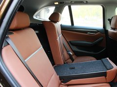 宝马X1 2013款 sDrive18i 2.0L 运动设计套装 5座