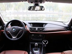 宝马X1 2013款 sDrive18i 2.0L 运动设计套装 5座
