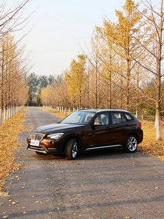 宝马X1 2013款 sDrive18i 2.0L 运动设计套装 5座