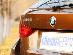 宝马X1 2013款 sDrive18i 2.0L 运动设计套装 5座