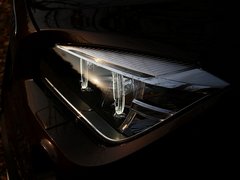 宝马X1 2013款 sDrive18i 2.0L 运动设计套装 5座