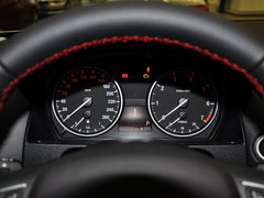 华晨宝马 sDrive20i 2.0T AT 方向盘后方仪表盘