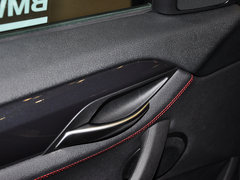 宝马X1 2013款 sDrive20i 2.0T 运动设计套装 5座
