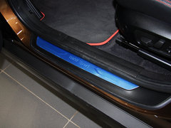 宝马X1 2013款 sDrive20i 2.0T 运动设计套装 5座
