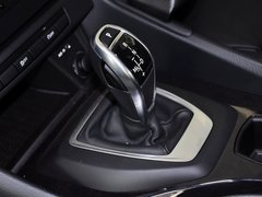 华晨宝马  sDrive20i 2.0T 挂档把手特写