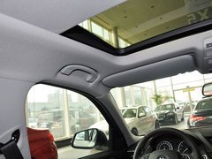 宝马X1 2013款 sDrive20i 2.0T 运动设计套装 5座