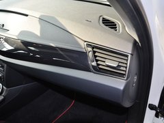 宝马X1 2013款 sDrive20i 2.0T 运动设计套装 5座