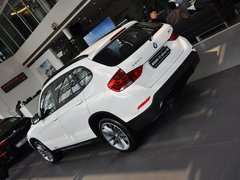 宝马X1 2013款 sDrive20i 2.0T 运动设计套装 5座