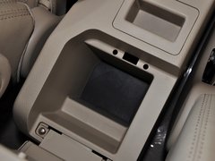 比亚迪S6 2013款 劲悦版 2.0L 手动 尊贵型 5座