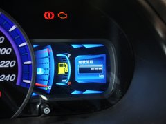 比亚迪S6 2013款 劲悦版 2.0L 手动 尊贵型 5座