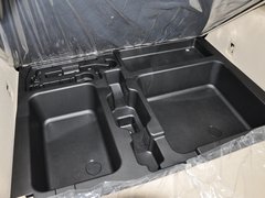比亚迪S6 2013款 劲悦版 2.0L 手动 尊贵型 5座