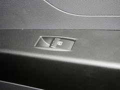 柯兰多 2013款 2.0L 自动 汽油两驱精英型 5座