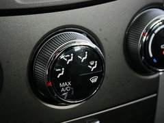 柯兰多 2013款 2.0L 自动 汽油两驱精英型 5座