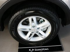 柯兰多 2013款 2.0L 自动 汽油两驱精英型 5座