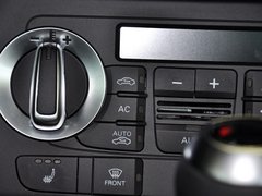奥迪Q3 2013款 2.0T 35 TFSI quattro豪华型 5座