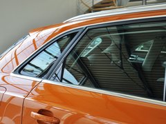 奥迪Q3 2013款 2.0T 35 TFSI quattro豪华型 5座